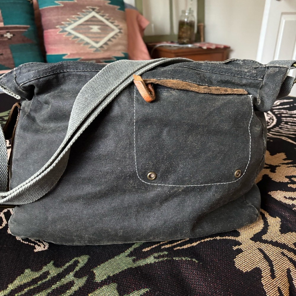 Bed/Stu Black and Brown Crossbody Bag - Picture 4 of 8